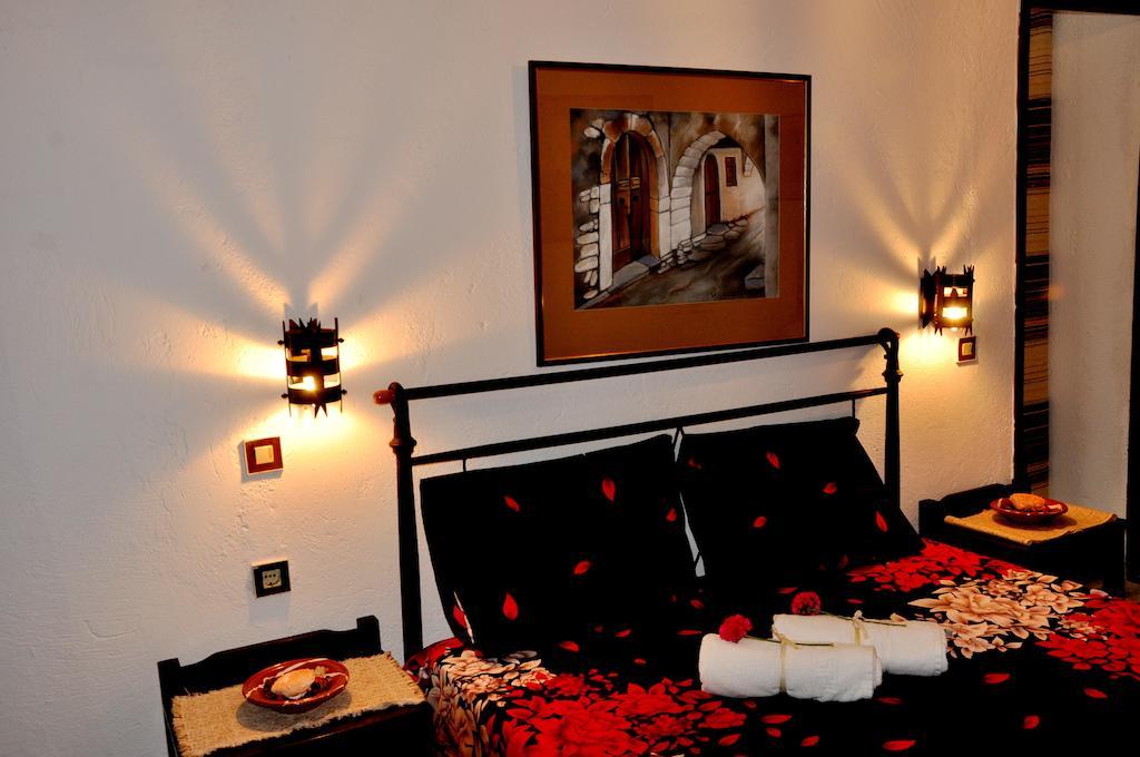 Heliotrope Apartments Stalís Bilik gambar