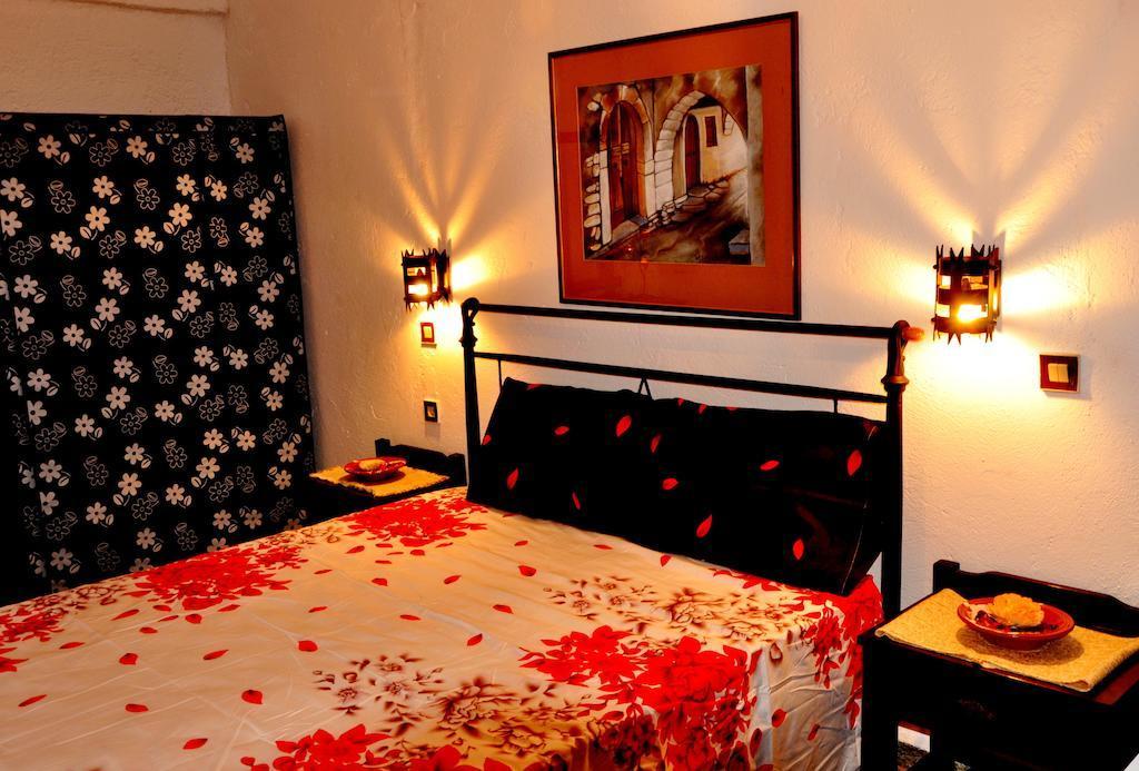 Heliotrope Apartments Stalís Bilik gambar